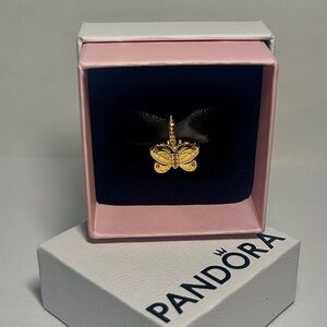 PANDORA SHINE BUTTERFLY WITH PENDANT